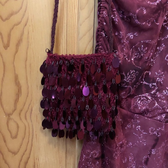 Ladies Formal Dress - Picture 2 of 7